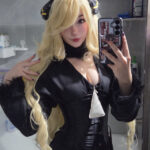 #Celebi cosplay – Cynthia