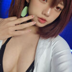 #Messie Huang – Triple pack